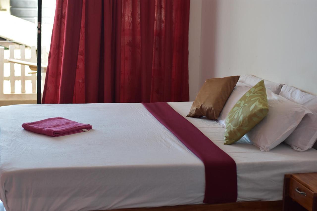 Packbag Beach Hotel Kovalam Kültér fotó