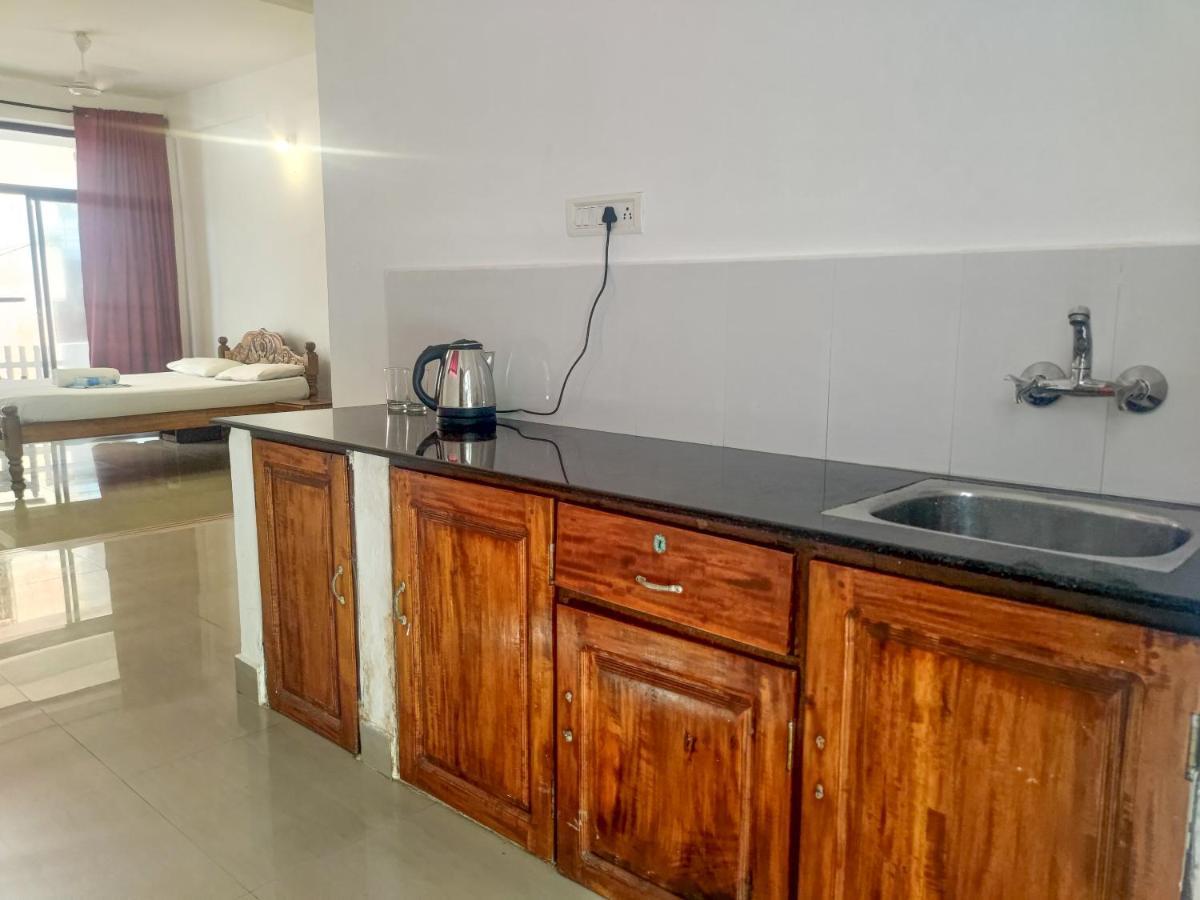 Packbag Beach Hotel Kovalam Kültér fotó