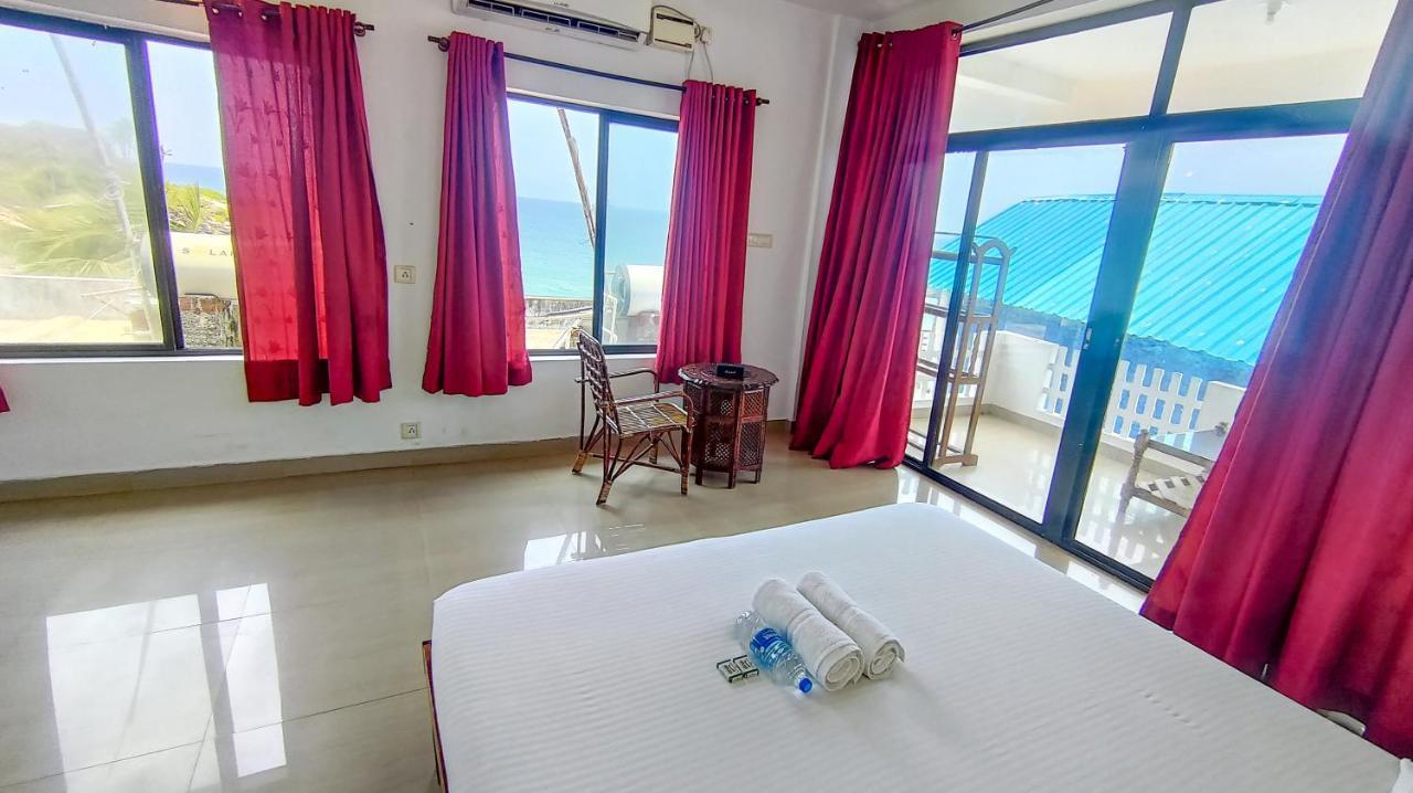 Packbag Beach Hotel Kovalam Kültér fotó